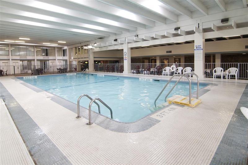 Norwood Inn & Suites Mankato North Mankato ภายนอก รูปภาพ