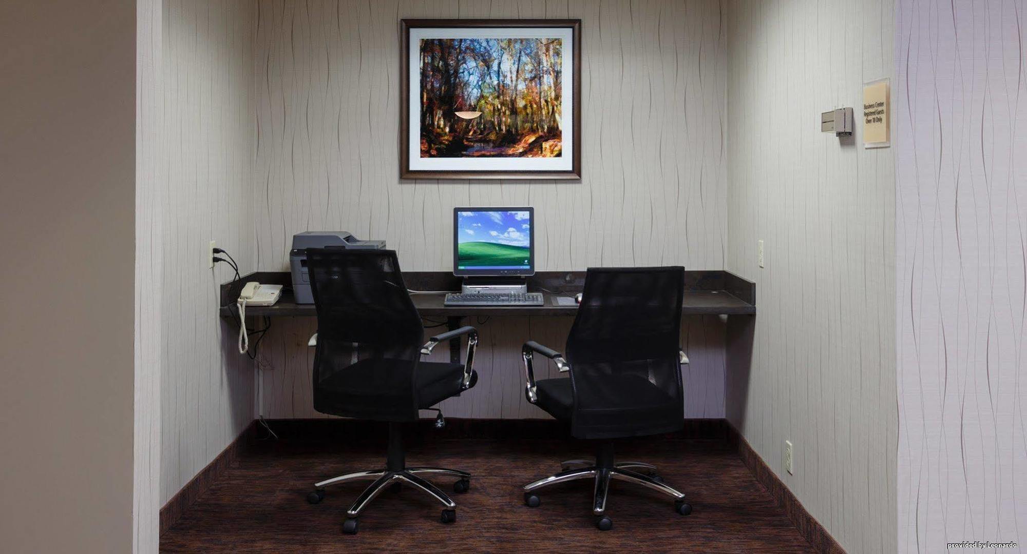 Norwood Inn & Suites Mankato North Mankato ภายนอก รูปภาพ